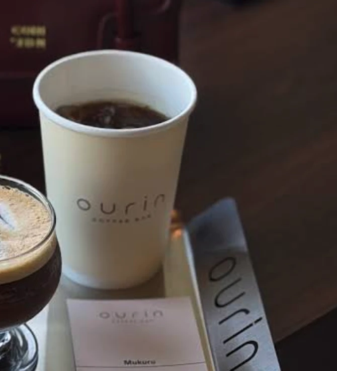 Coffee and desserts at Ourin